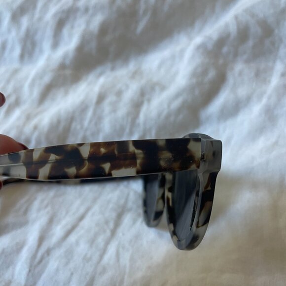 Leonard II E Sunglasses - White Tortoise/Grey main image 4